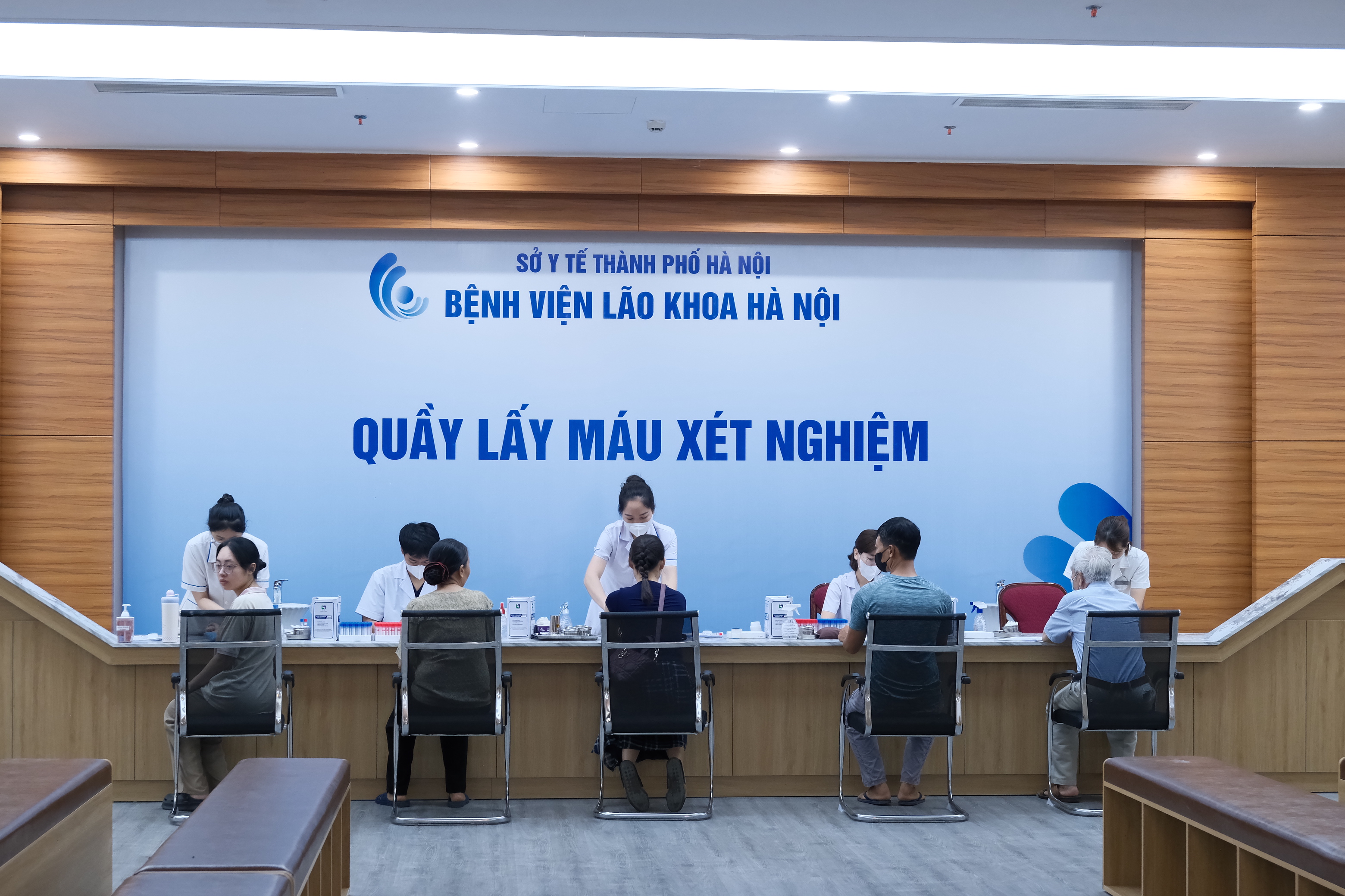 Bệnh viện Lão khoa Hà Nội triển khai khám sức khỏe định kì năm 2026 cho người dân phường Thượng Cát